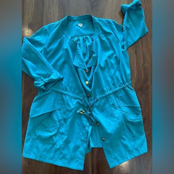 Lovely Anorak by UNIQ - Picture 1 of 4